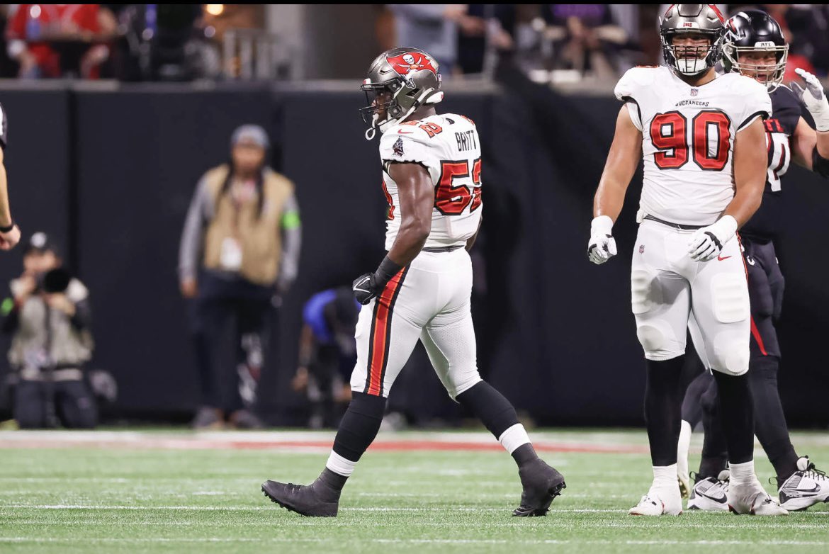 Cory_Hays407's tweet photo. Notable stats from today’s game:
-Rachaad White 135 all purpose yards, 1 TD
-Zyon McCollum 9 tackles, 2 pass deflections 
-Antoine Winfield Jr 8 tackles, 1 sack, 1 forced fumble
-KJ Britt 8 tackles 
-Carlton Davis III 4 tackles, 3 pass deflections, 1 INT

#GoBucs https://t.co/eNHhzjRikA