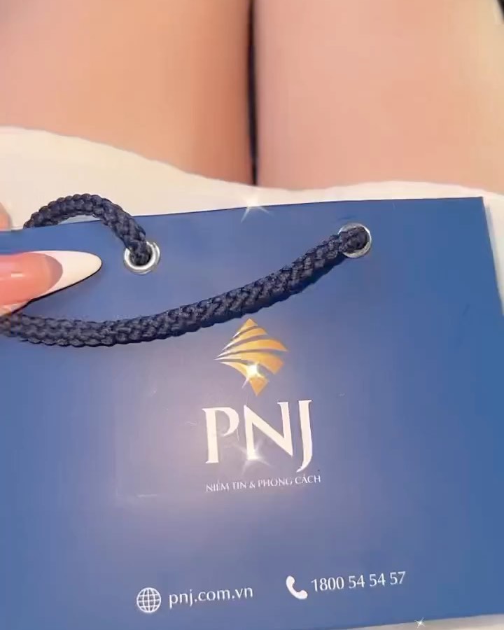 ferrimagnetism undelegated
Xin chào! Tôi là một cô gái có trái tim ấm áp và tình cảm, muốn gặp gỡ một người đàn ông thành thật và sẵn lòng xây dựng một mối quan hệ đáng tin cậy.