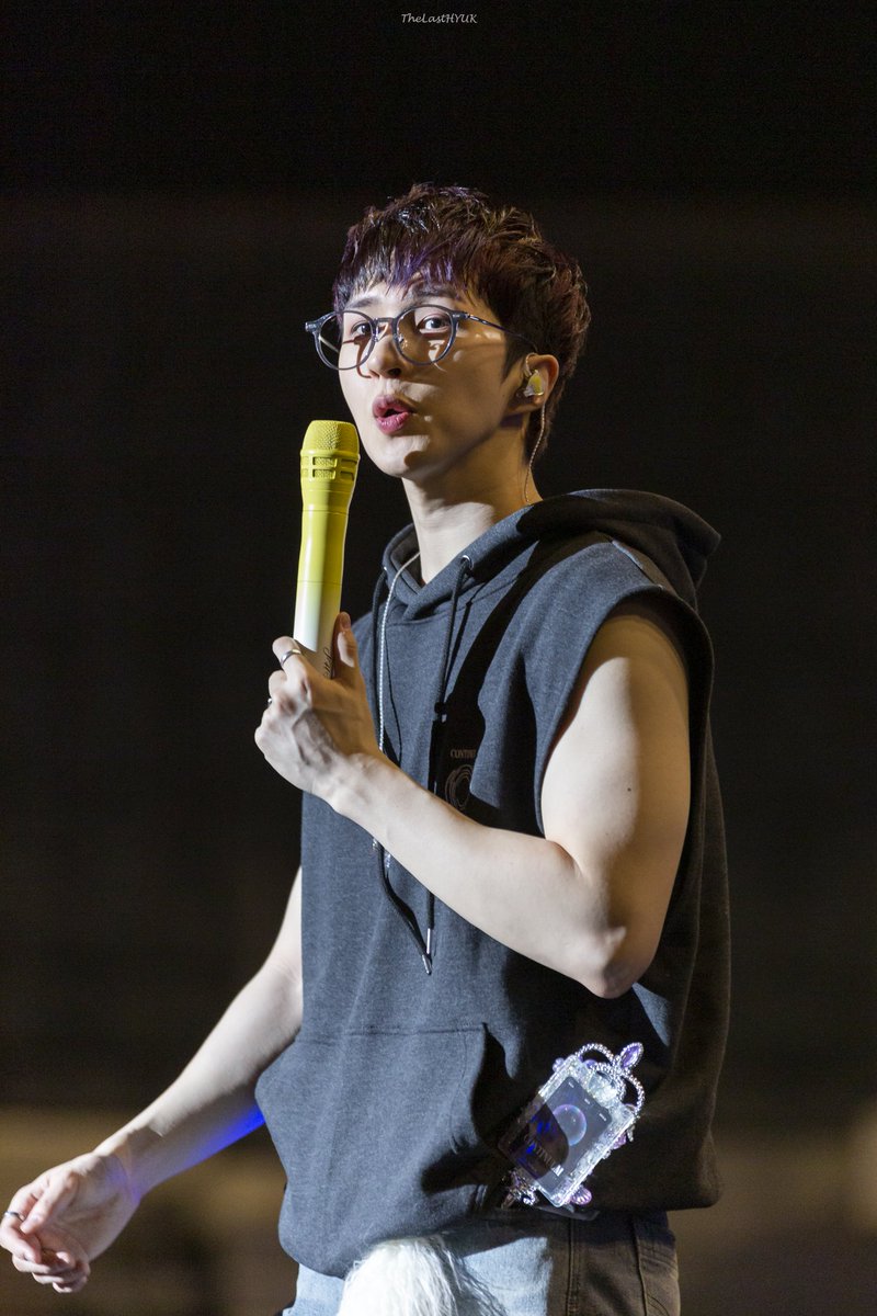 The_Last_Hyuk's tweet photo. 20231210 VIXX LIVE FANTASIA : CONTINUUM

재화나 종교있어?
뭐 믿고 그렇게 귀여워?ㅠㅠㅠ

#빅스 #VIXX
#켄 #KEN #이재환
#CONTINUUM https://t.co/9Pa9E0emRk