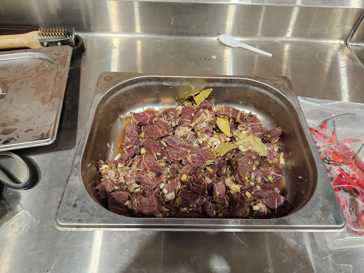 TrngQucDng3's tweet image. Cook and chill
Talica Kitchenlab - A Point Of Professional
#kitchenlab #hiddenkitchen #demostration