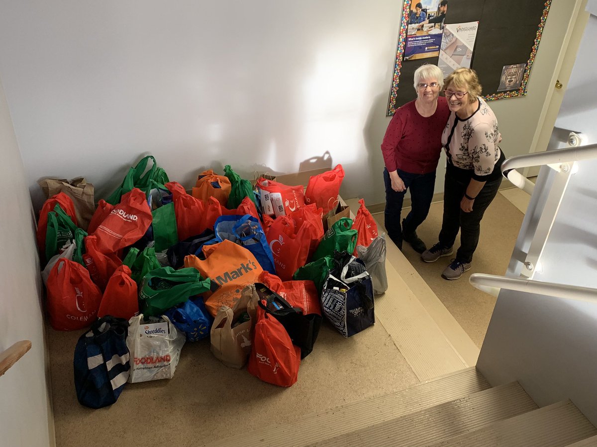 Photos from Saturday's annual Pasadena
Christmas Parade!

Thank you to Lion Brandon, all of our helpers and the Town of Pasadena making this event possible!

A big special thanks to all of those who donated for our local food bank during the parade!