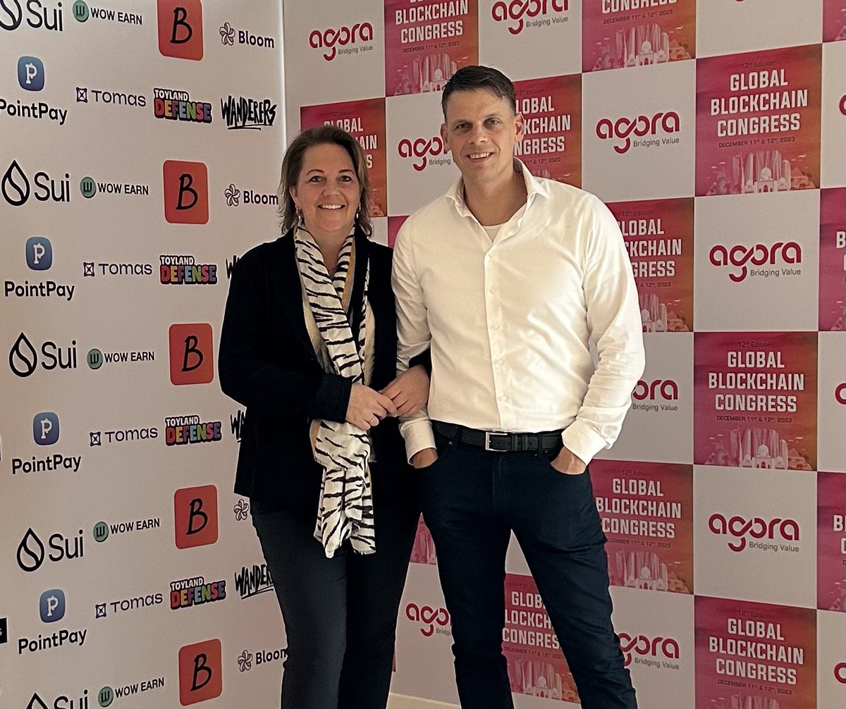 Presenting <a href="/earthlingsland/">Earthlings.land</a> at <a href="/AgoraGBC/">The Global Blockchain Congress</a> with <a href="/HeadStarterOrg/">HeadStarter</a> in Dubai! 🚀 Meeting incredible crypto enthusiasts. 

#CryptoDubai #Blockchain <a href="/hedera/">Hedera</a> #GBC #earthlings