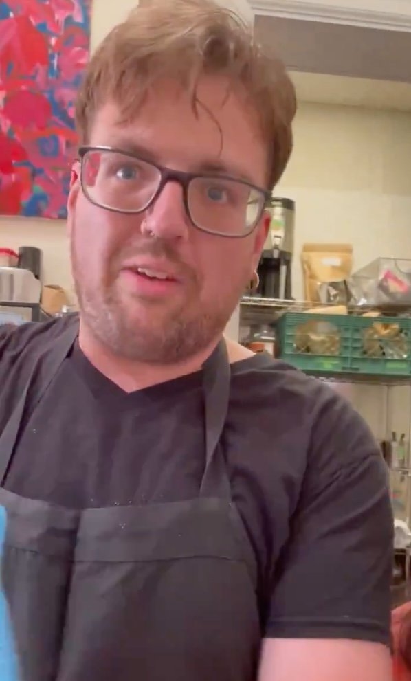 StopDontShop's tweet photo. California coffee shop fires employees after they blocked a Jewish customer from using a bathroom. https://t.co/hzsV0jdrqh