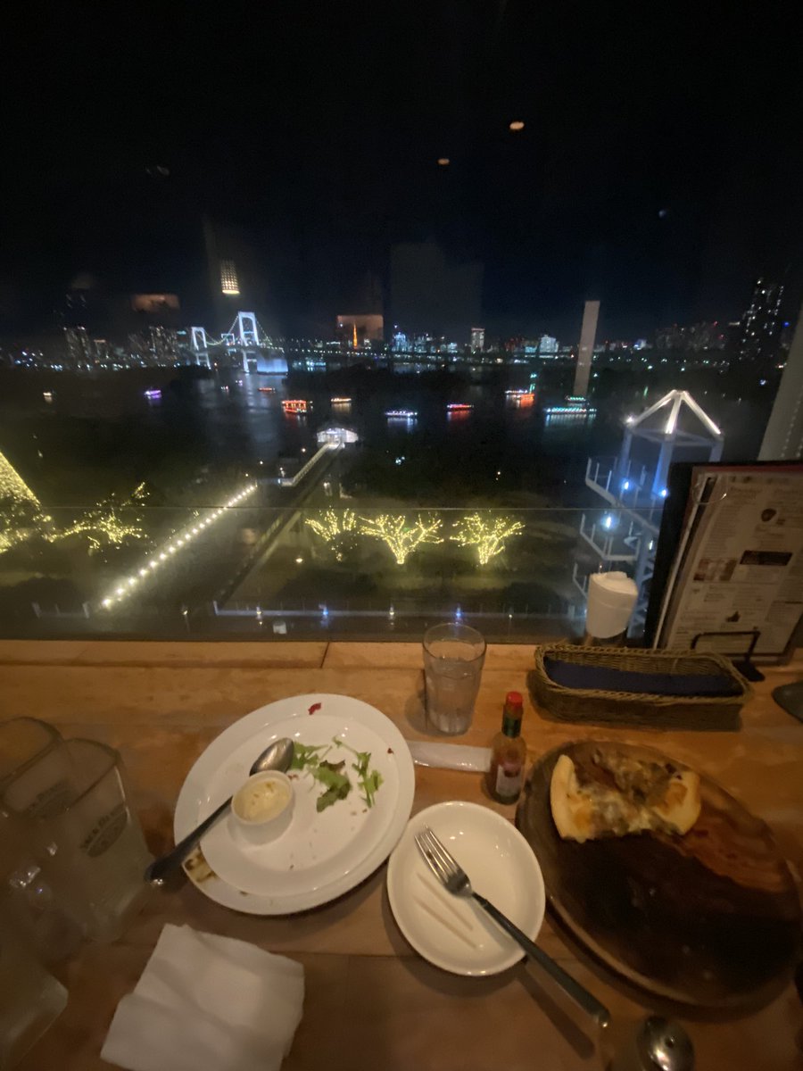 Octavation's tweet photo. お台場ええとこやった https://t.co/Qn8LFn5T6n