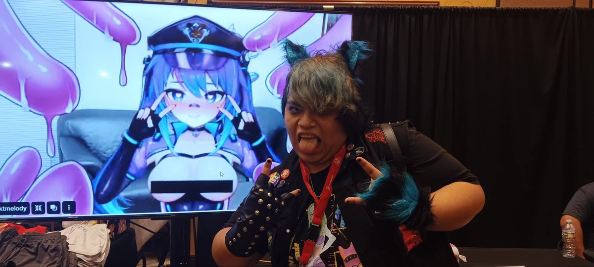 Joshmata20's tweet photo. I had fun at my first year of Ecchi expo#ecchiexpo 
Thanks to @ProjektMelody for laughing at my jokes 
@Buffpup_ for making my friend feel better about her week
And @saruei for being awesome 
That speeding ticket was worth it  (If you know you know) https://t.co/9BhWMdmti6