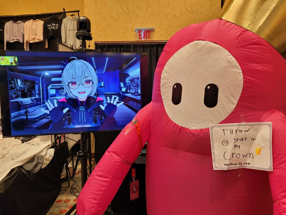 Joshmata20's tweet photo. I had fun at my first year of Ecchi expo#ecchiexpo 
Thanks to @ProjektMelody for laughing at my jokes 
@Buffpup_ for making my friend feel better about her week
And @saruei for being awesome 
That speeding ticket was worth it  (If you know you know) https://t.co/9BhWMdmti6