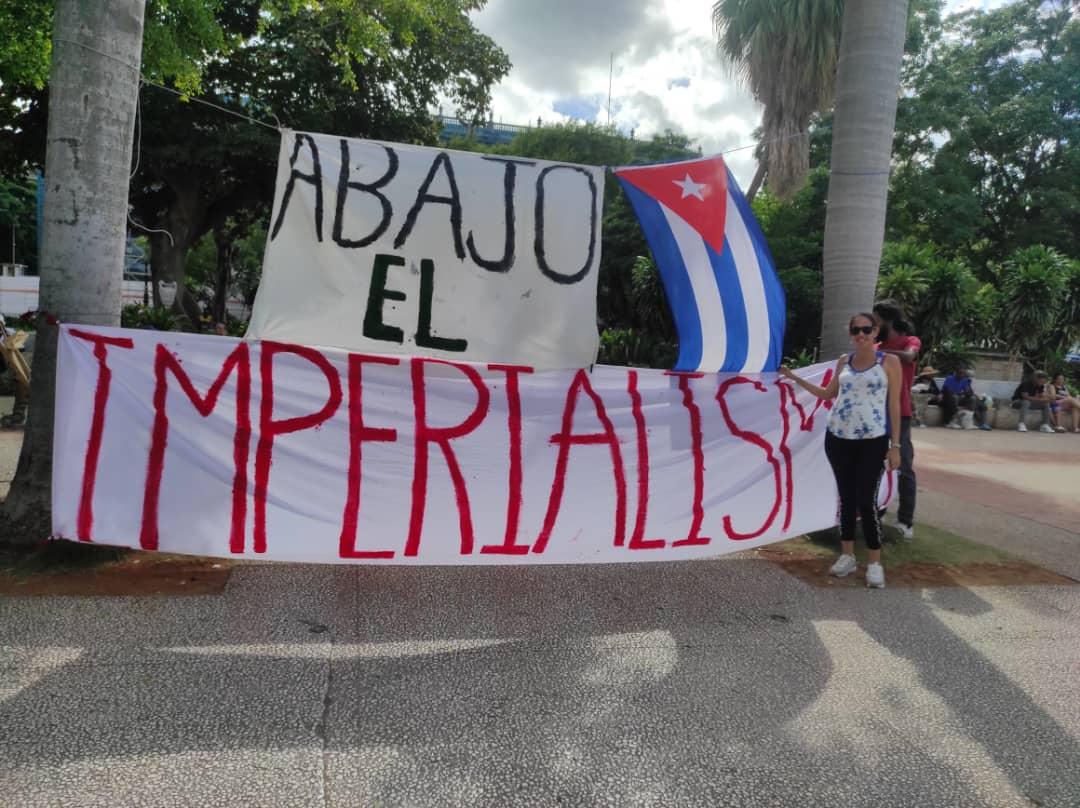 HuertaYaima's tweet photo. Hoy 10 de diciembre, celebramos una jornada más de los #DerechosHumanos y la @UJCHABANA1 tuvo la tarea de estar en un parque de cada mcpio para celebrar esta hermosa fecha. #CubanosConDerecho. @AylinAlvarezG @UJCdeCuba @PresidenciaCuba @PartidoPCC @QueipoRuiz https://t.co/CarpMOx6WQ