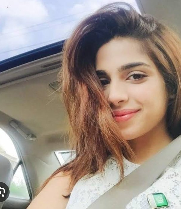 Ayeshaaa_Ali's tweet photo. 7 inches best hai🌚 https://t.co/hUQAi8usma