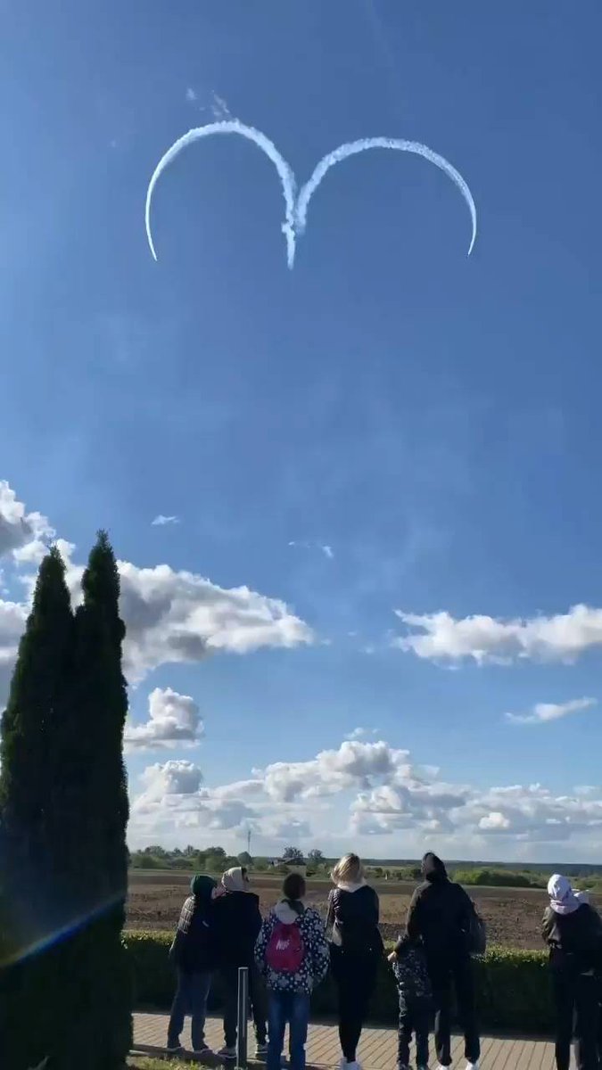 Waiting ﾠfor  every ᠎passing ᱸcar ⳿to ﾞlet ﾞme ⬝go ᠍further