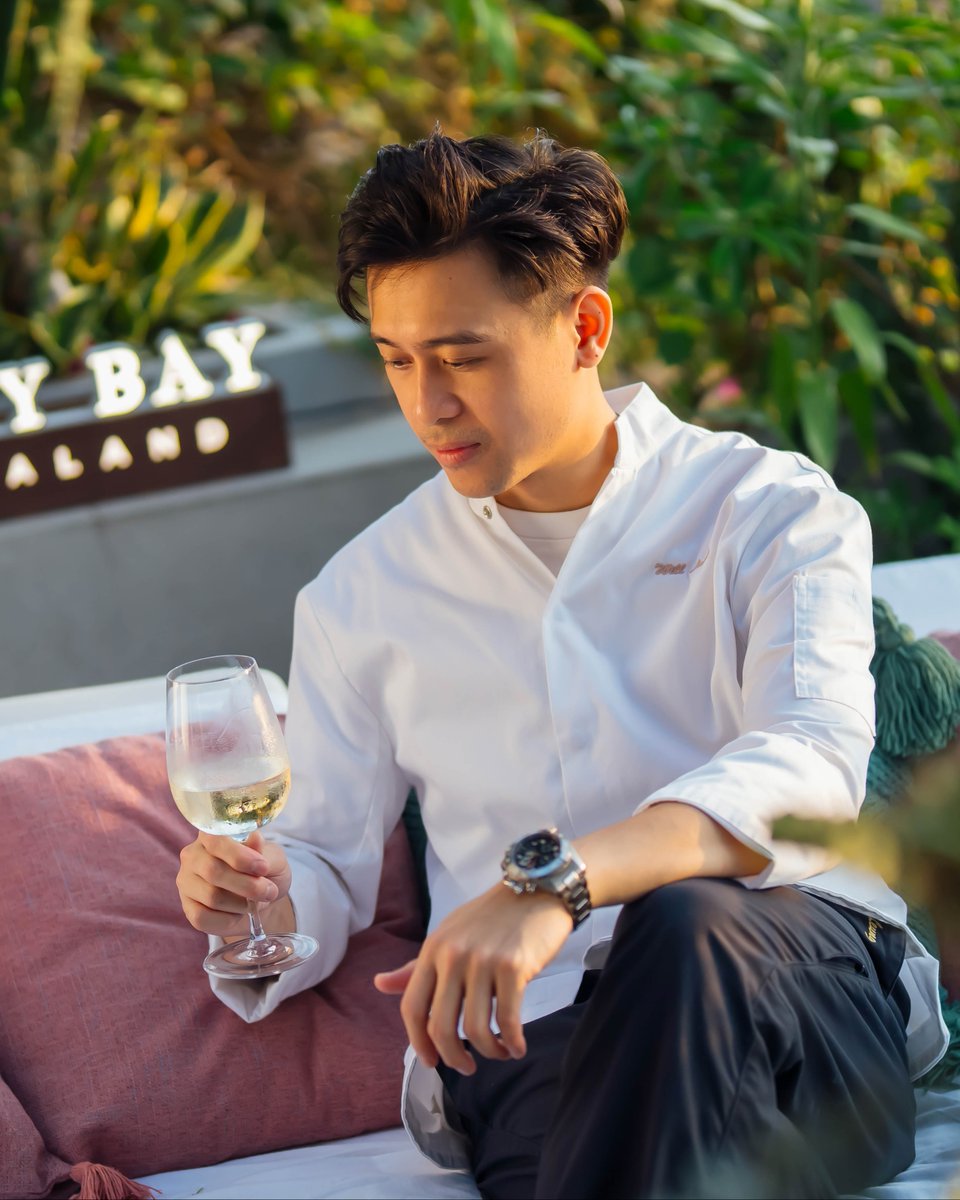 See how Chef Will Leung worked his magic at our Hong Kong Wonderscape event. The guests were treated to a food and wine pairing experience where each bite from his menu perfectly complemented our wine.

Please enjoy responsibly.⁣​​
#CloudyBay #Wonderscape #HongKong