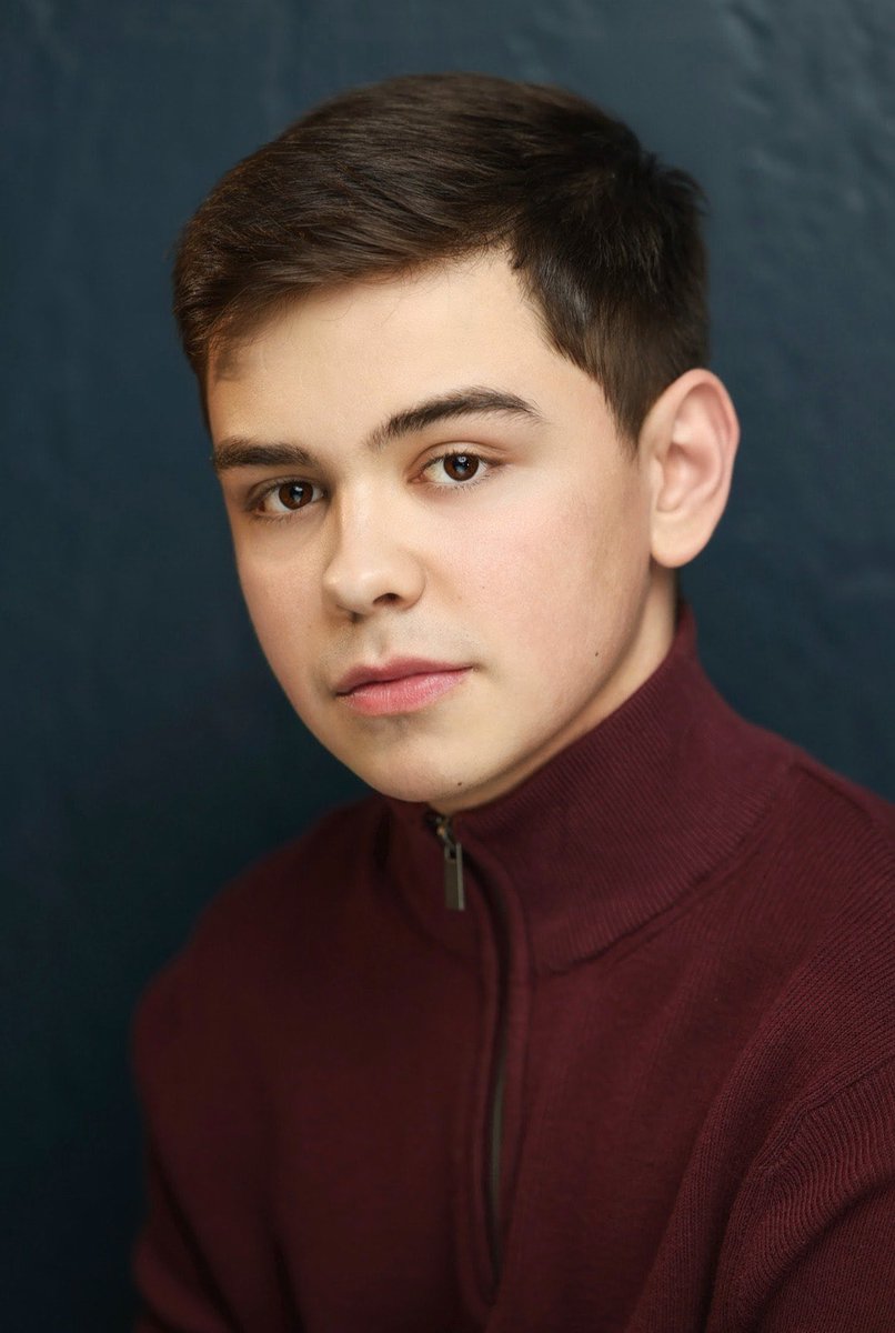 Huge congratulations to Harry who is booked for a rather exciting tv role and is flying off to wardrobe today. What a fabulous end to the year he is having! Safe travels. ✈️

#proudagent #actorslife #tv #bookedit #talented #talentagent #talentagency