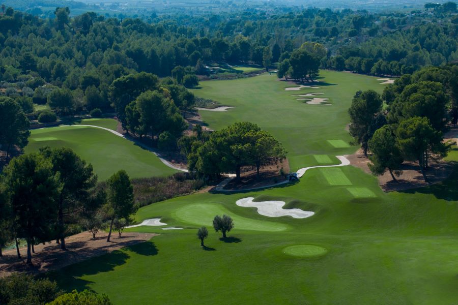 Comparte tus mejores momentos de juego con nosotros. ️🏌️‍♂️¡Te esperamos! 

#ClubDeGolf #Golf #GolfValencia