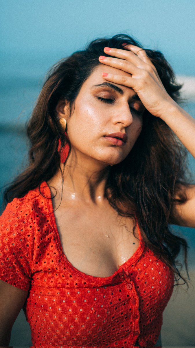 GBD4DESasAANb0I?format=jpg&name=medium