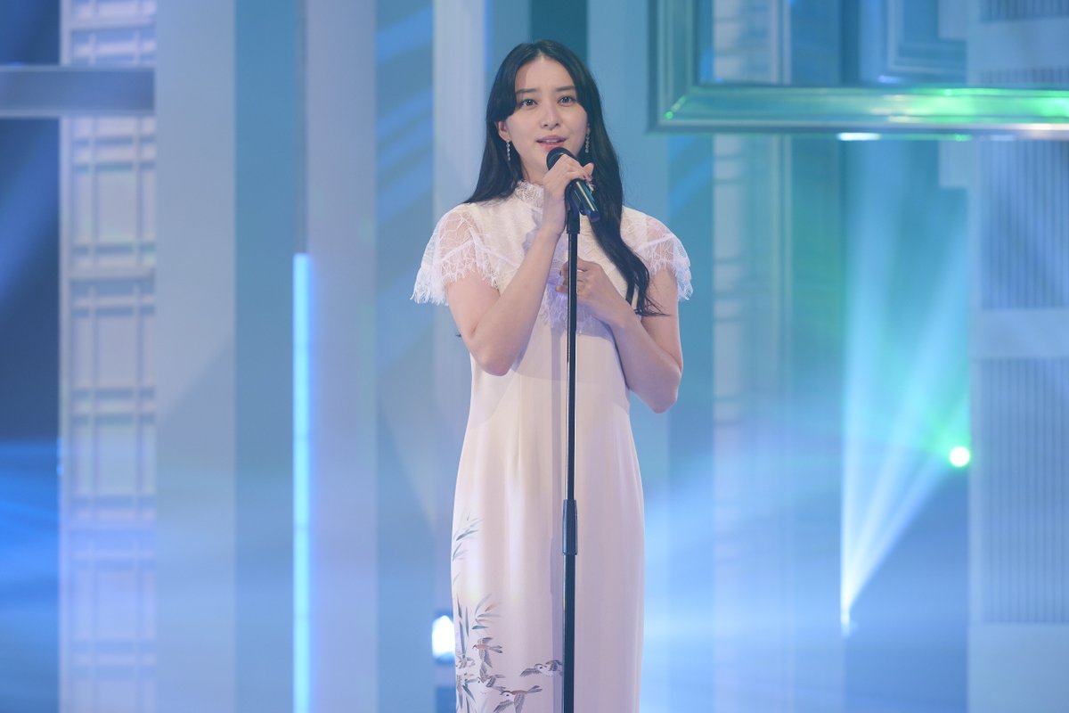 👤松本清張・第一夜 #顔

《覆面アーティスト》井野聖良役の #武井咲 さん、
本格歌唱シーンに挑戦🎤🎵

音楽番組に出演するシーンは、なんと『 #ミュージックステーション』チームの全面協力のもと、撮影が行われました🎥

貴重なステージパフォーマンス❗❗
ぜひお見逃しなく😊