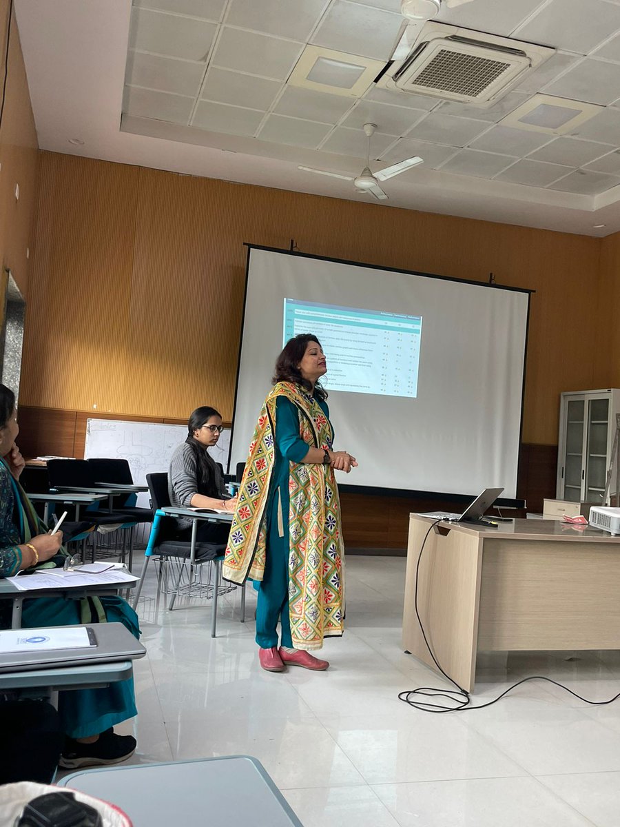 Research Cell, @SCERT2021 organised CBP in Conducting Research in Teacher and School Education titled “Brainstorming and Discussion on Research Proposals & Concluding Capacity Building Program Learnings” for faculty members of SCERT & DIETs on 07.12.2023. #EducationalResearch