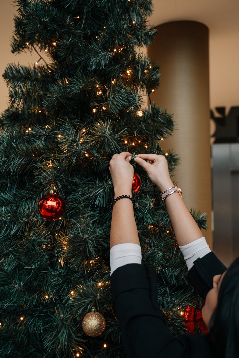 The holiday spirit is alive at Corendon Amsterdam Airport Schiphol hotel! 🎅✨ Who's looking forward to joining us for some festive joy? 🎄🌟