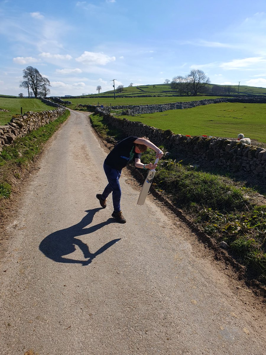 Hazel Kenyon tweet media