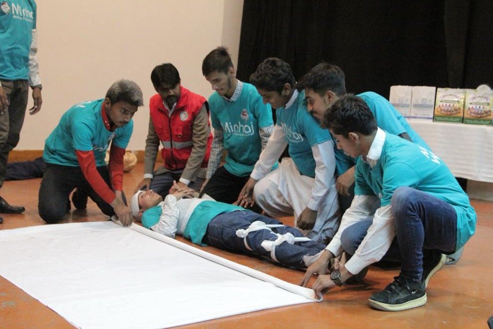 prcsindh's tweet image. The Pakistan Red Crescent Sindh branch organized a first aid orientation for Essa Lab at the Pakistan American Culture Center (PACC). Dr. Rizwana Wasif and Adnan Ahmed led the session attended by approximately 70 participants from various organizations. #prcsindh