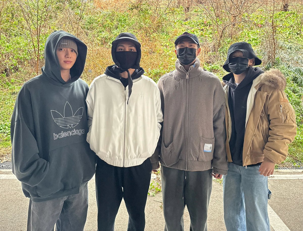 "until the spring day comes again,
until the flowers bloom" 💜