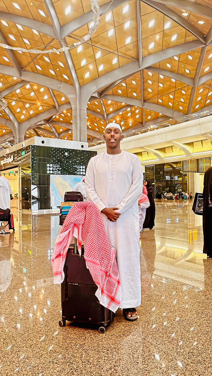mohamedaali_'s tweet photo. الحمد لله 
#umrah2023 https://t.co/xjDziF9VfB