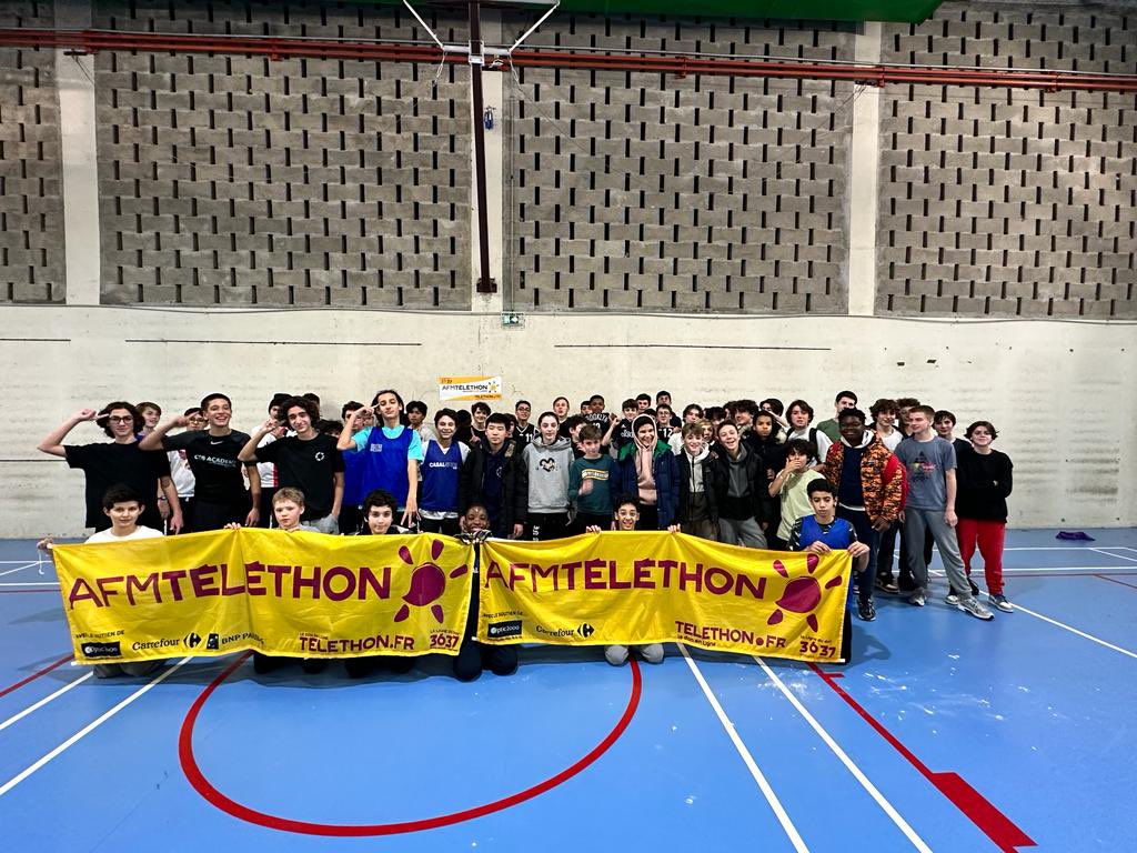 🎬 Téléthon 2023

🙏 Un immense merci à tous les associations sportives, aux associations scolaires et aux bénévoles exceptionnels qui ont rendu possible cette nouvelle édition du Téléthon dans le 16eme. 

#TELETHON #maladiesrares #solidarite #paris16