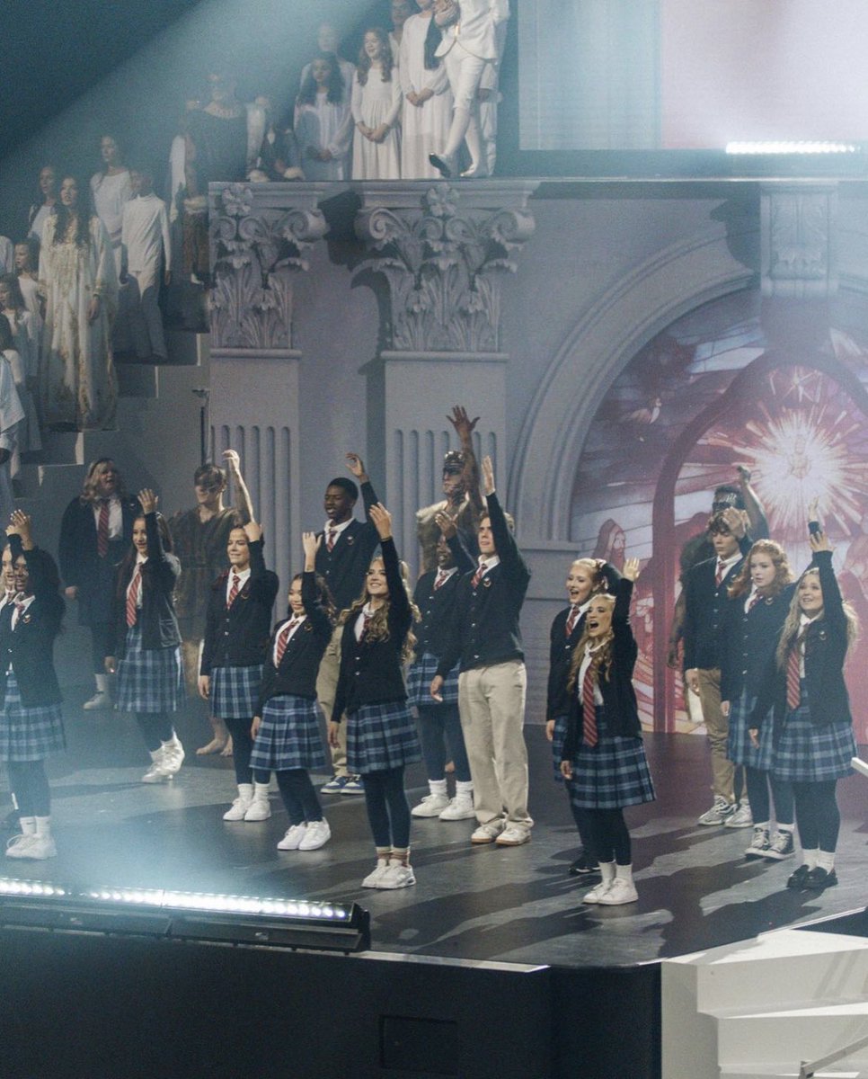 RevMixHawk's tweet image. Well, it was another amazing experience with @victorytulsa : The Christmas Thread. Creative way to share true Gospels with those who need it the most - those who’s done with the Church. And we were blessed with an opportunity to translate this production for at least 30…