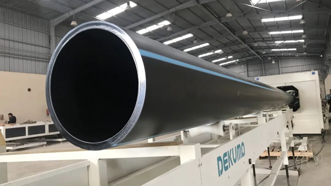 DEKUMA_Official's tweet image. DEKUMA leads customer into new market for HDPE pipes. 👍

👉 PE630 pipe extrusion line, provide equipment guidance and technical support, to help customer improve production efficiency and product quality. 

#PEpipe #extrusionline #HDPE #PlasticPipe #DEKUMA #plastic #extruder