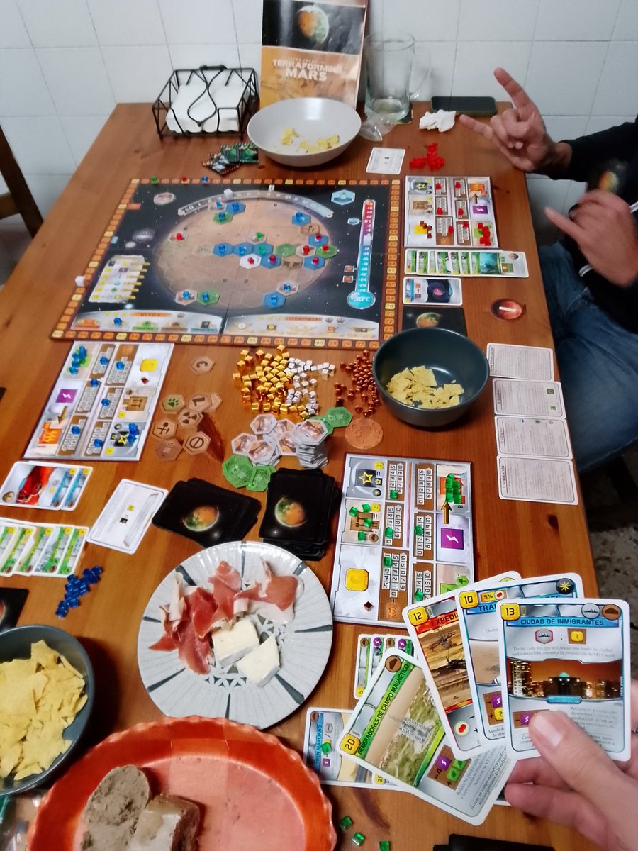 Partida a #TerraformingMars, después de tres horitas y pico Marte ya es habitable!