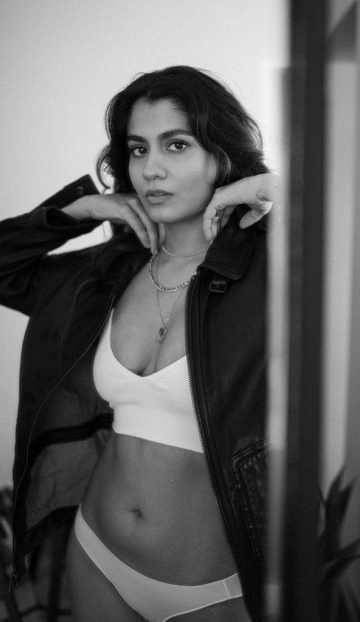 GBDd8jSaMAAJM0d?format=jpg&name=900x900