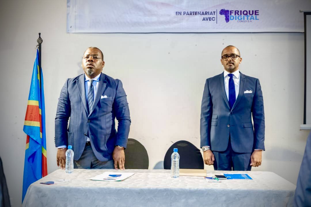 Int_Prov_Kin's tweet image. 06.12.23 | Le Min. Prov.  de l'Int., a officiellement lancé, la plateforme digitale #Mokanda, fruit de la coopération entre son ministère &amp;amp; la sté #AfriqueDigital, qui 
permettra de simplifier les démarches administratives lors de la requête des différents documents aux communes.