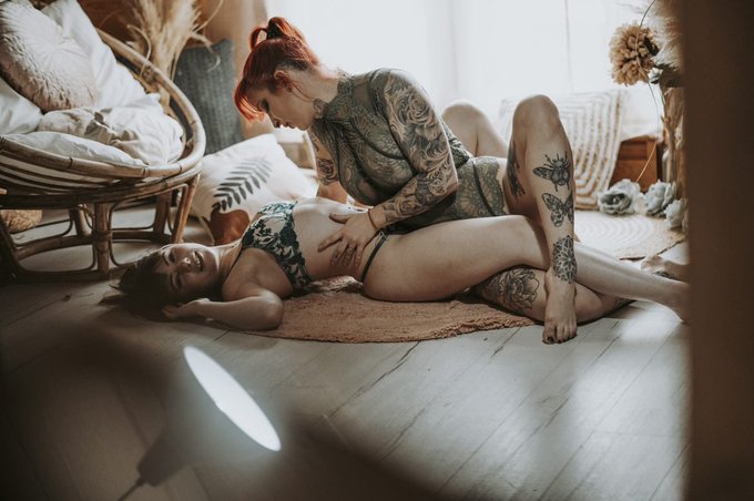 Quel moment hors du temps pour ce shooting avec @AnaliaDelys sous l&rsquo;objectif de ben_stark  ➡️https://t<a href="/tag/mlrgirls"class="tags"><span>#mlrgirls</span></a>