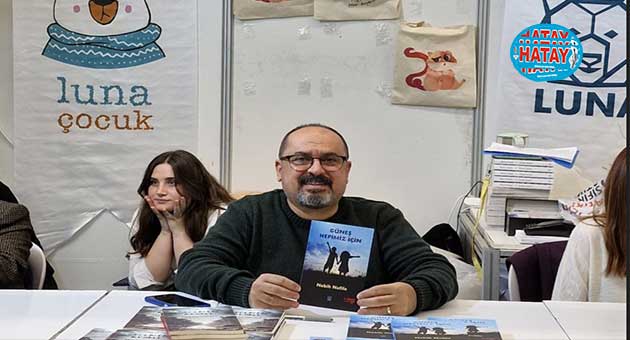 NAFİLE ANKARA KİTAP FUARI’NDA KİTAPLARINI İMZALADI <a href="/NebihNafile/">Nebih Nafile</a> 
hataygazetesi.com/ilce-haberleri…