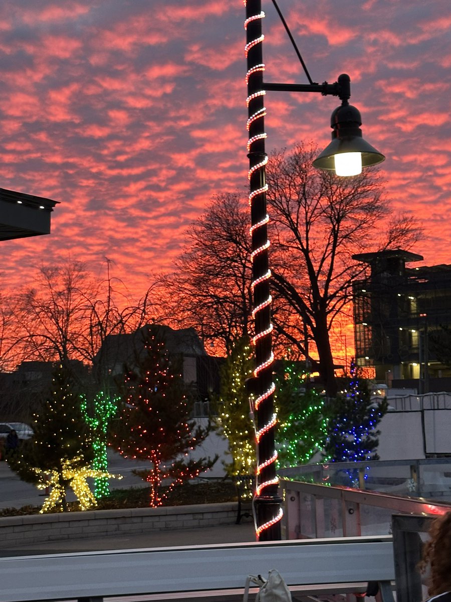 absolutely the most gorgeous sunset in #Bentonville!