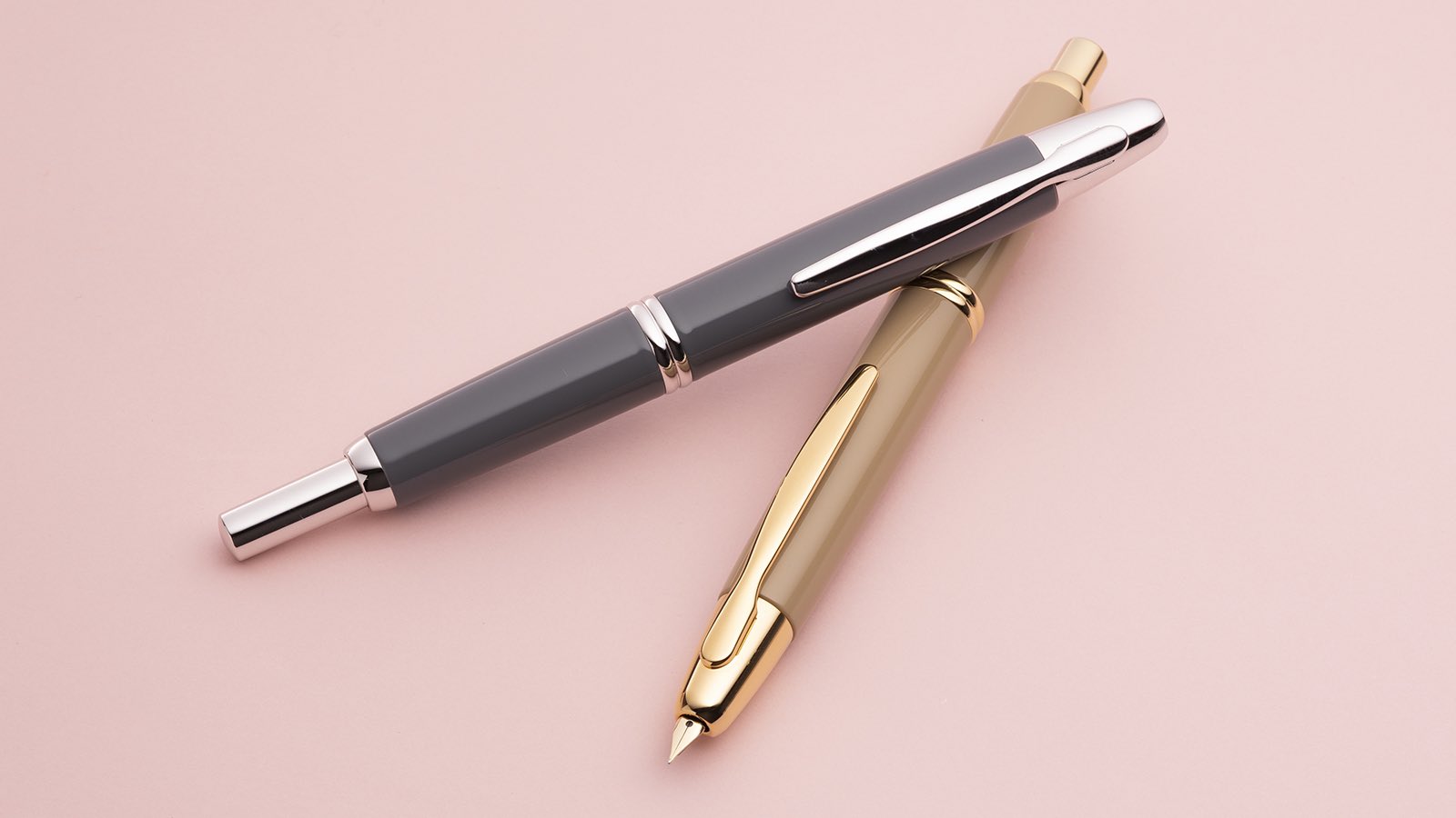 PILOT キャップレス　2024年麻布台マークスタイル限定　18k 中字 PILOT キャップレス 2024年麻布台マークスタイル限定 18k 中字