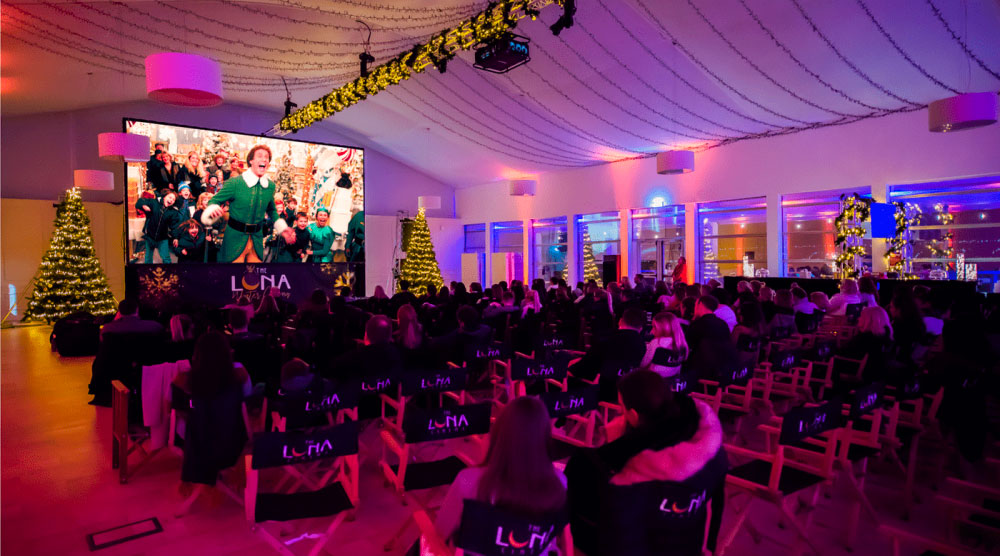 Luna Winter Cinema Sit back and enjoy every classic, heart-warming film you can think of from Elf to Love Actually... and many more. allinlondon.co.uk/whats-on/event… @TheLunaCinema