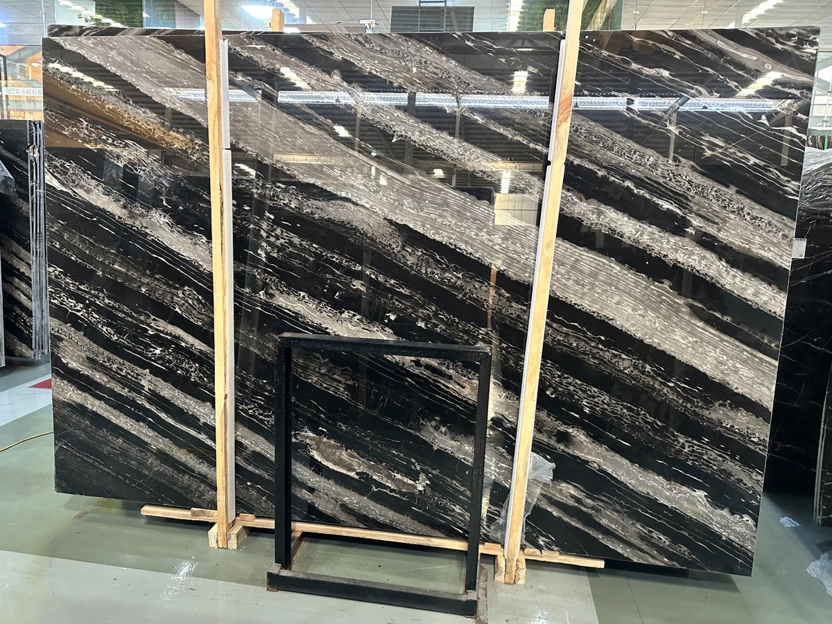 FORUSTONE's tweet image. 45° Angole Black Marble | Silver Portoro Marble | Silver Dragon Black Marble Slabs | FOR U STONE 
wa.me/8613655955495， E-mail: Foru@forustone.com
#silverdragonmarble #silverportoromarble #marbleprojects #marblefactory #FORUSTONE 
forustone.com/products/marbl…