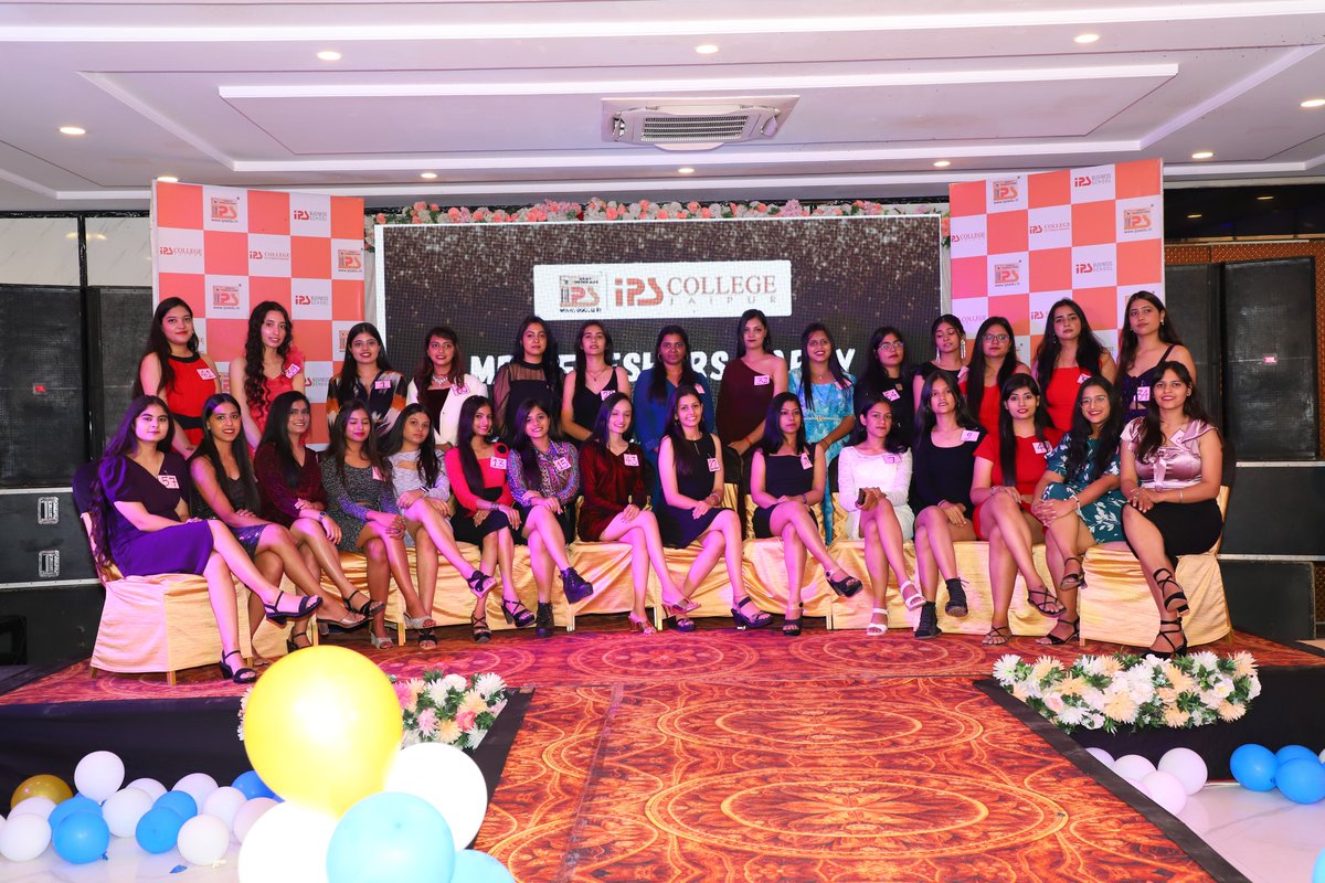 ipsjaipur's tweet image. Light up the night and set the stage for our MBA odyssey at Esperanza&apos;s Freshers&apos; Extravaganza! 🚀🌌 Here&apos;s to new faces, bright dreams, and the adventure of a lifetime. 🌟🥳 #EsperanzaCheers #MBAVibes #IgniteTheFuture #MBA #IPSBusinessSchool #educational