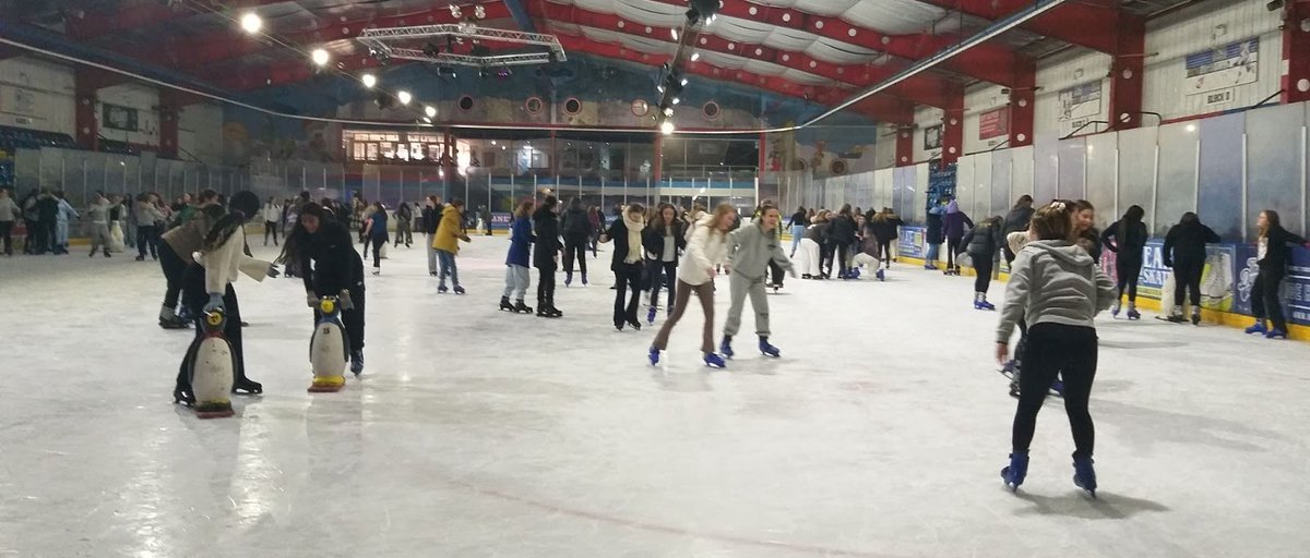 ❄️✨ 176 #Year11 students at MGGS traded textbooks for ice skates, gliding into the festive spirit after conquering mock exams! ⛸️❤️ The chilly rink turned into a winter wonderland of joy, laughter, and camaraderie. 📚➡️⛸️ #MGGS_ #FestiveSpirit #StudentCelebration