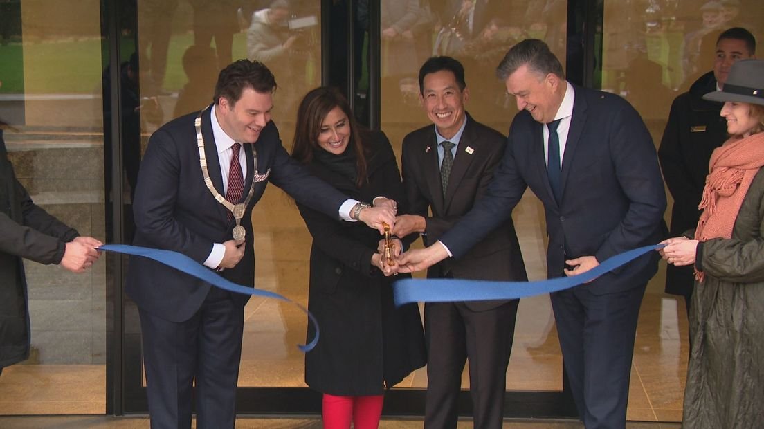 Oorlogskerkhof Margraten opent nieuw bezoekerscentrum bit.ly/4ahx0Mm