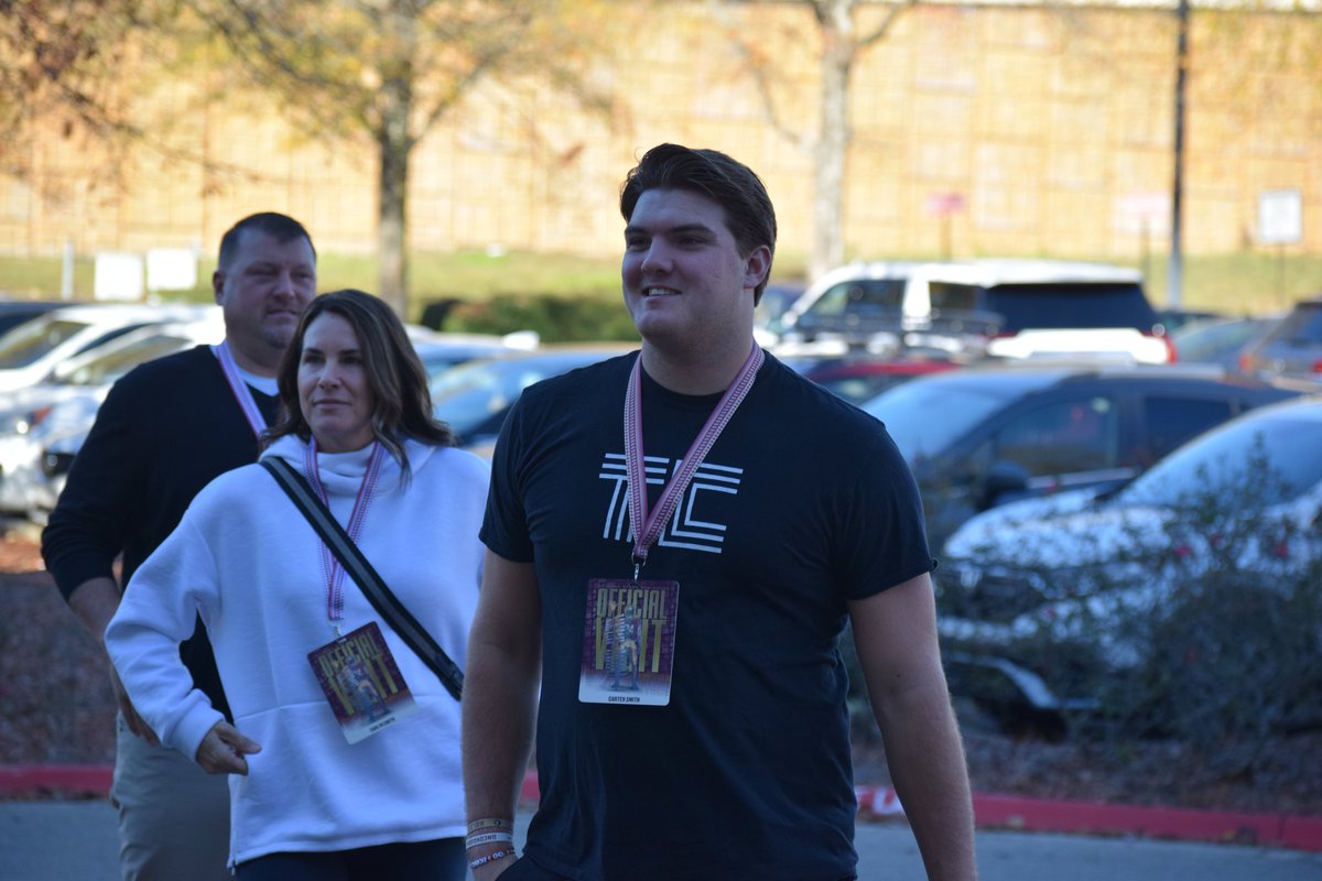 Transfer OL from Indiana @thecartersmith0 at #FSU for his OV.