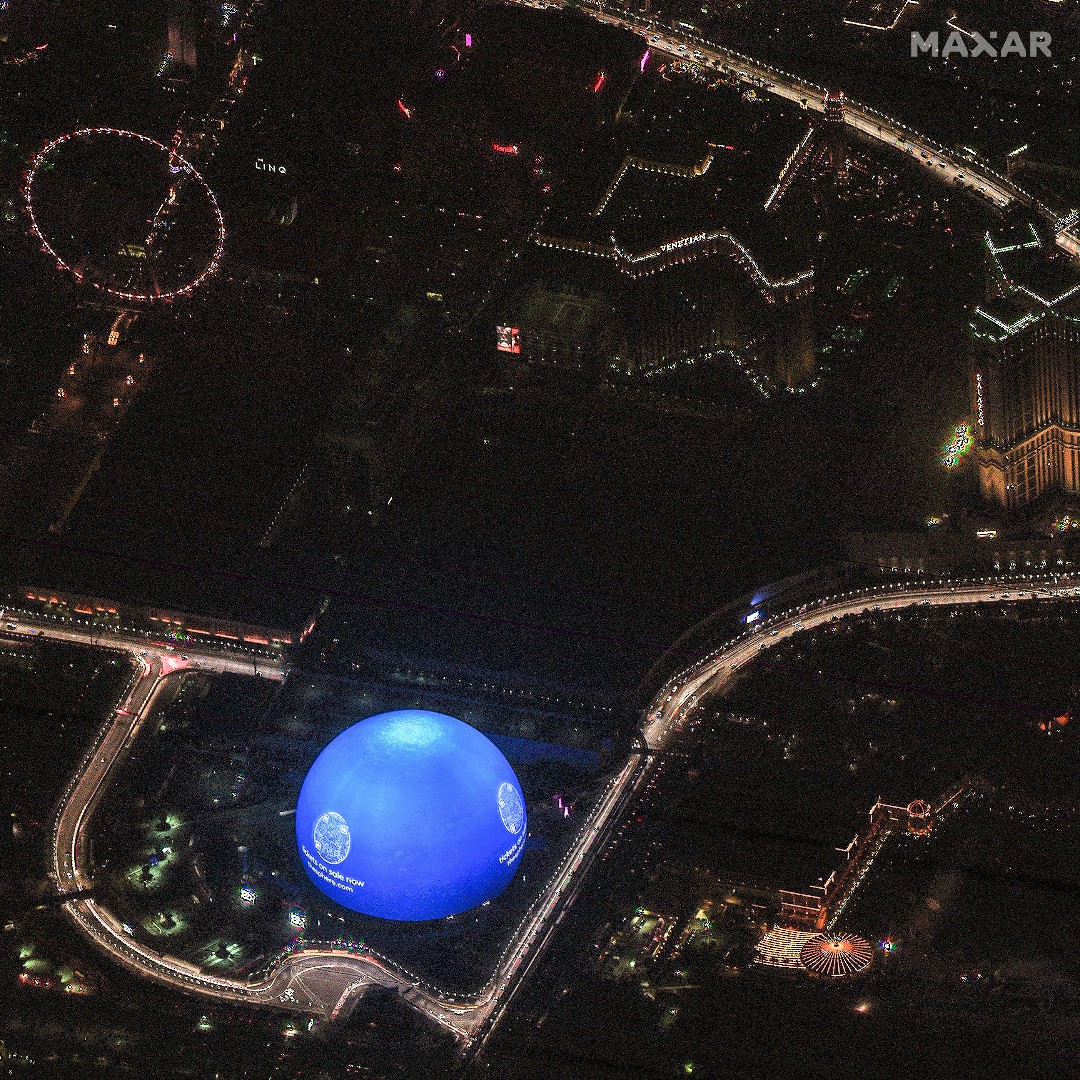 As we approach the end of the year, we collected high-resolution #satellite images that highlight 2023 events as seen from space. Here’s a select few from geopolitical, weather and climate, and human interest events. See the full gallery: ow.ly/cJ9B50QhssL #viewfromspace