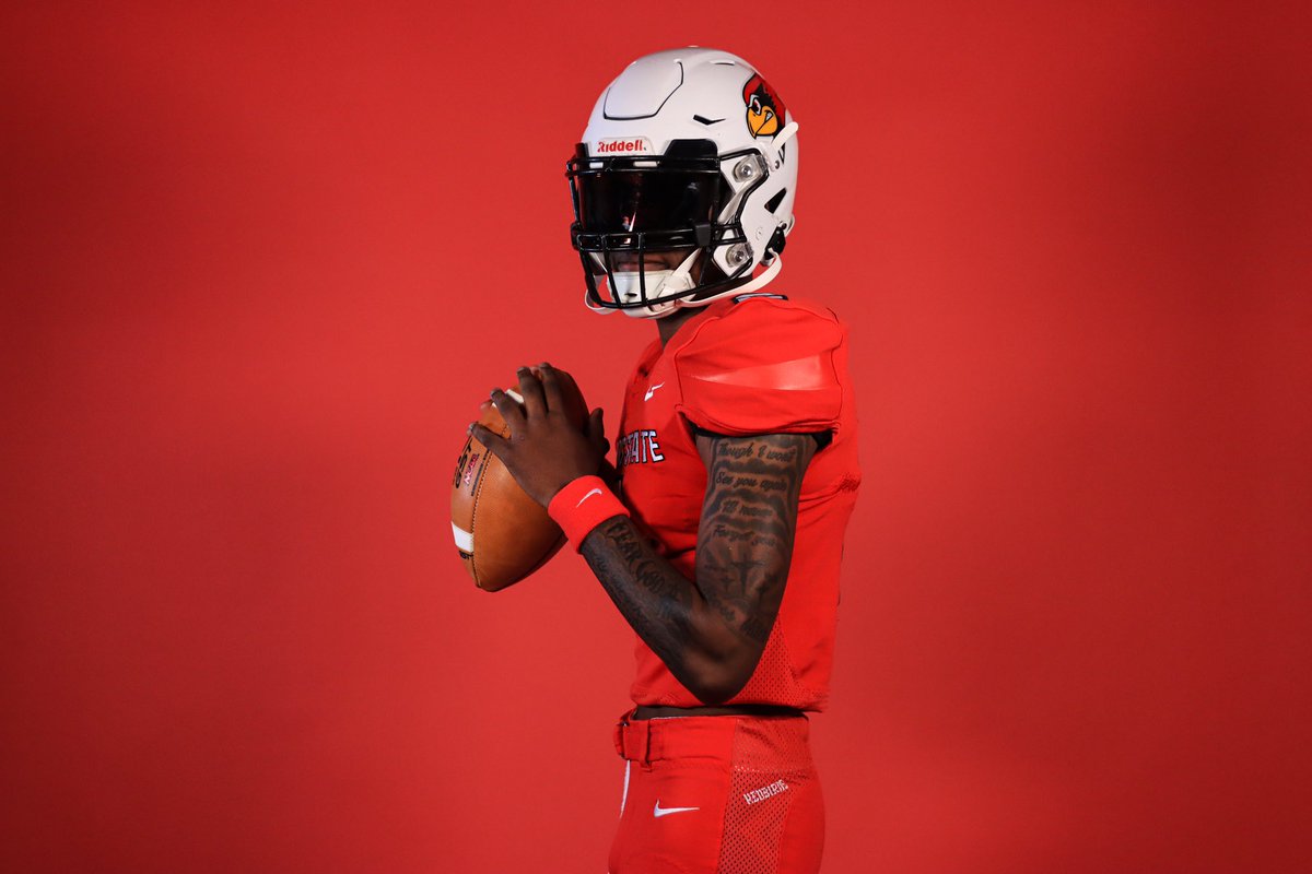 NickMayfield15's tweet image. Thanks @RedbirdFB for the hospitality!!! I had a great time on campus this weekend! @CoachBenBlack @CoachTurnerISU