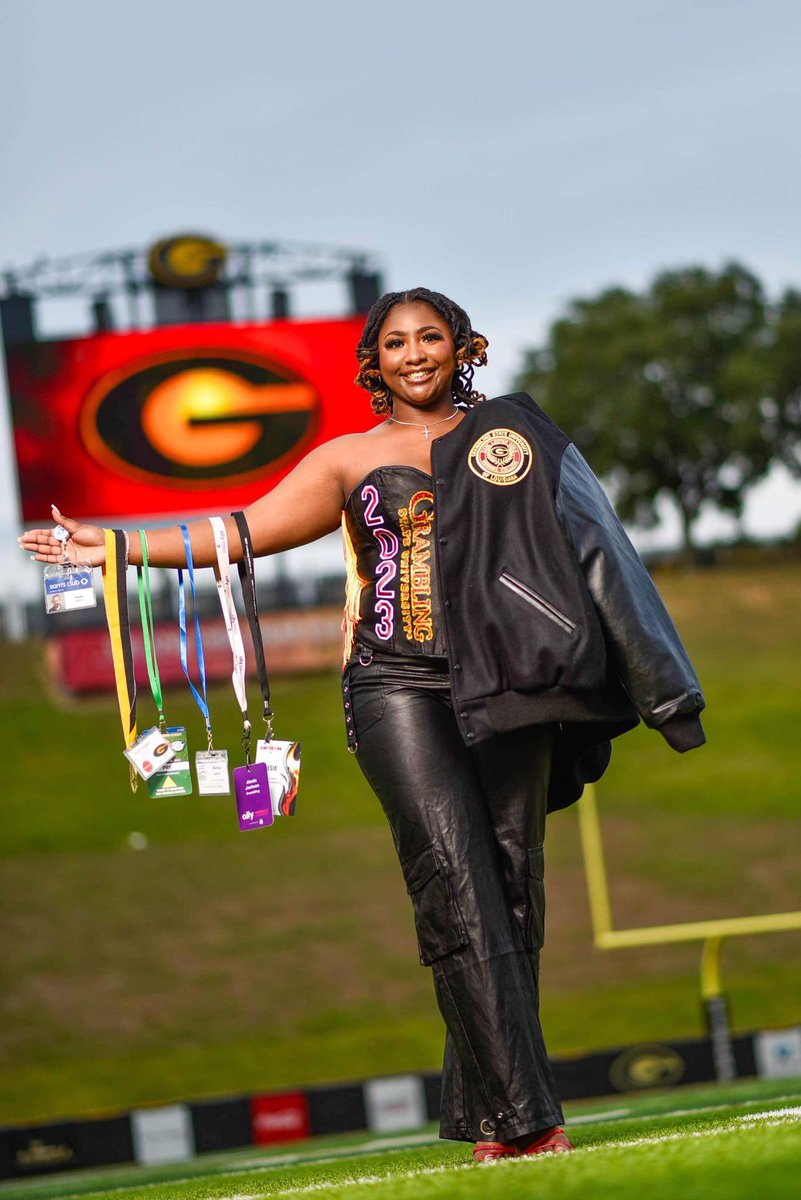 Grambling1901's tweet photo. She's a double major in CIS &amp; Business Management with a job as product manager at Sam's Club Home Office waiting for her after graduation. Alesia Jackson, from Amite, LA, is excited to begin helping people in the tech industry. Keep going, #GramFam! #CongratsGrad #GramGrad23 https://t.co/ozEUtnlL3y