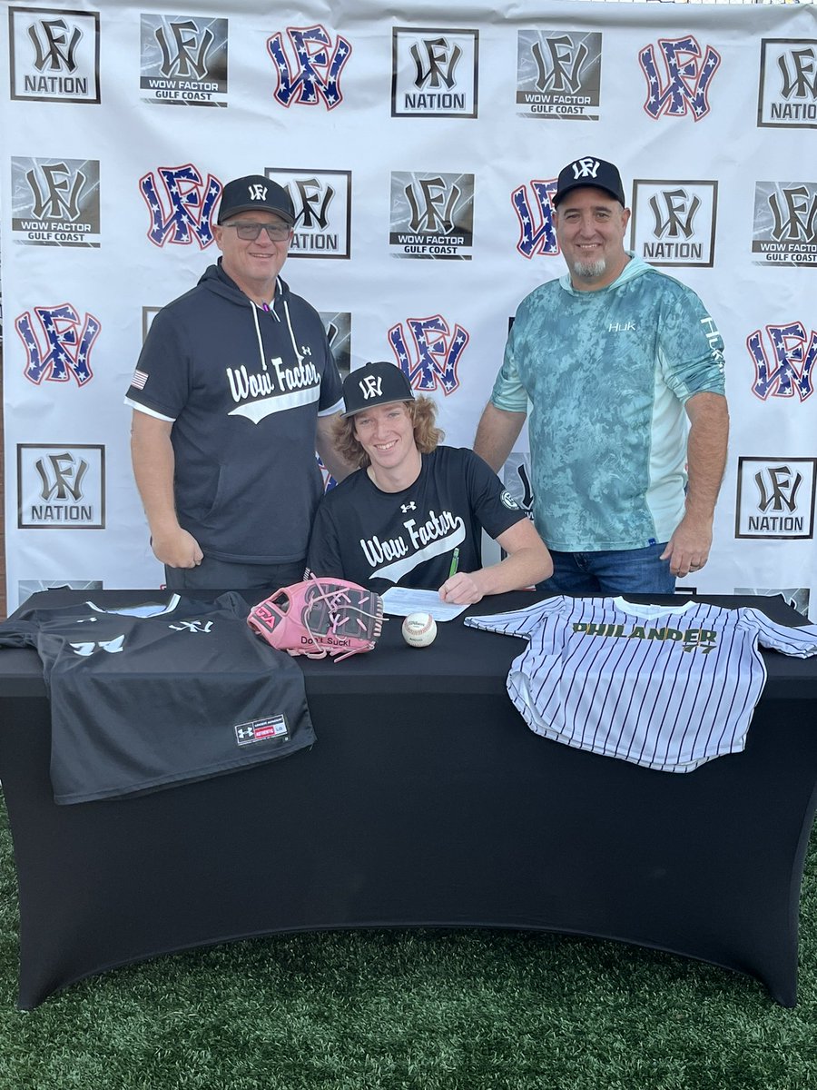 WFGulfCoast's tweet image. Congratulations to Kayden @KPerrilloux24 
It was a great day yesterday as we watched Kayden sign his NLI. Honored to be a part of this young man’s journey. 

@WowFactorNation @LanceGalloway8 @victorjd324