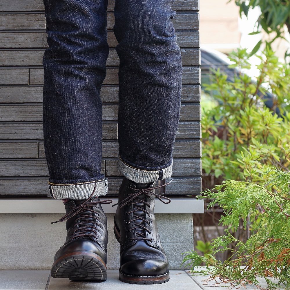 ramshiruba's tweet photo. Redwing 9014 beckman
Studiodartisan sd-107
フェザーストーンの黒ベックマン。
先芯のおかげか、シューツリーのおかげか、今も綺麗なシルエットを保っています。何年経ってもやっぱり大好きなんですよね〜👍

#redwing 
#beckman https://t.co/w1Jx5Ww4jk
