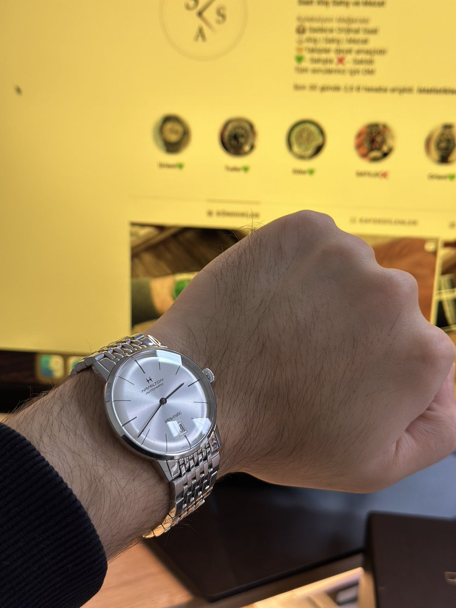 GM my big Family ☀️🙋🏻‍♂️

New watch added to my collection
Automatic Hamilton Intra Matic 38mm 🎉

Connect with me 🫂
Say GM,Receive GM

#NFT #Watch