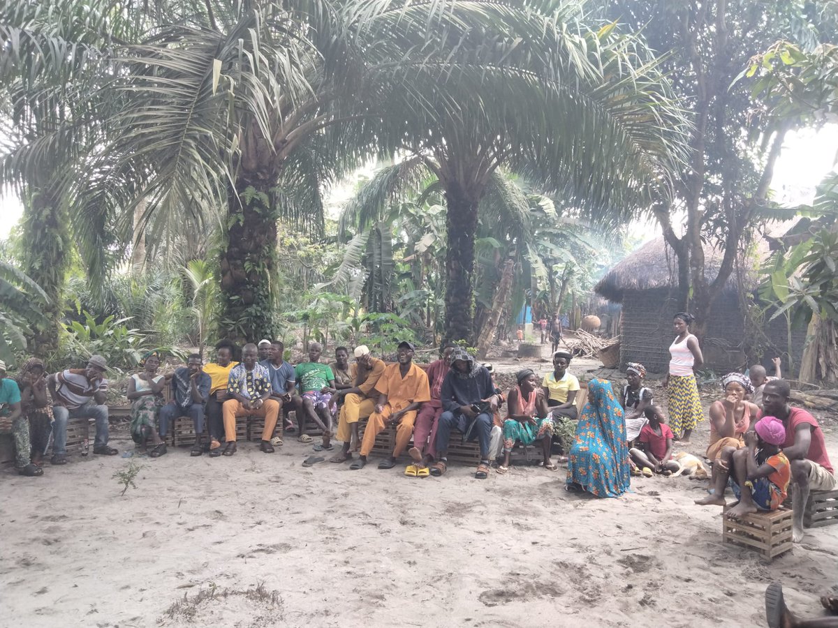 In the last days of #cop28 we must get #article6 right. This image is a community in #SierraLeone that have found themselves in the middle of #carbonmarkets this year. Here's what needs to change to see their needs reflected (warning, this may get wonky) 🧵