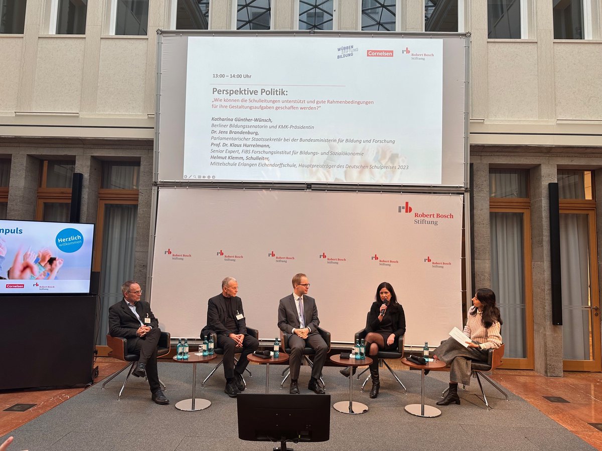 Wübben Stiftung Bildung (@wuebben_bildung) on Twitter photo Wie können die #Schulleitungen unterstützt & gute Rahmenbedingungen für ihre Gestaltungsaufgaben geschaffen werden? Welche Antworten hat die #Politik? Wir sind gespannt & begrüßen <a href="/gunther_wunsch/">Katharina Günther-Wünsch</a> <a href="/SenBJF/">Senatsverwaltung für Bildung, Jugend und Familie</a>, <a href="/JBrandenburgFDP/">Jens Brandenburg</a> @BMBF_Bund & @KlausHurrelmann & Schulleiter Helmut Klemm. Wie können die #Schulleitungen unterstützt & gute Rahmenbedingungen für ihre Gestaltungsaufgaben geschaffen werden? Welche Antworten hat die #Politik? Wir sind gespannt & begrüßen <a href="/gunther_wunsch/">Katharina Günther-Wünsch</a> <a href="/SenBJF/">Senatsverwaltung für Bildung, Jugend und Familie</a>, <a href="/JBrandenburgFDP/">Jens Brandenburg</a> @BMBF_Bund & @KlausHurrelmann & Schulleiter Helmut Klemm.