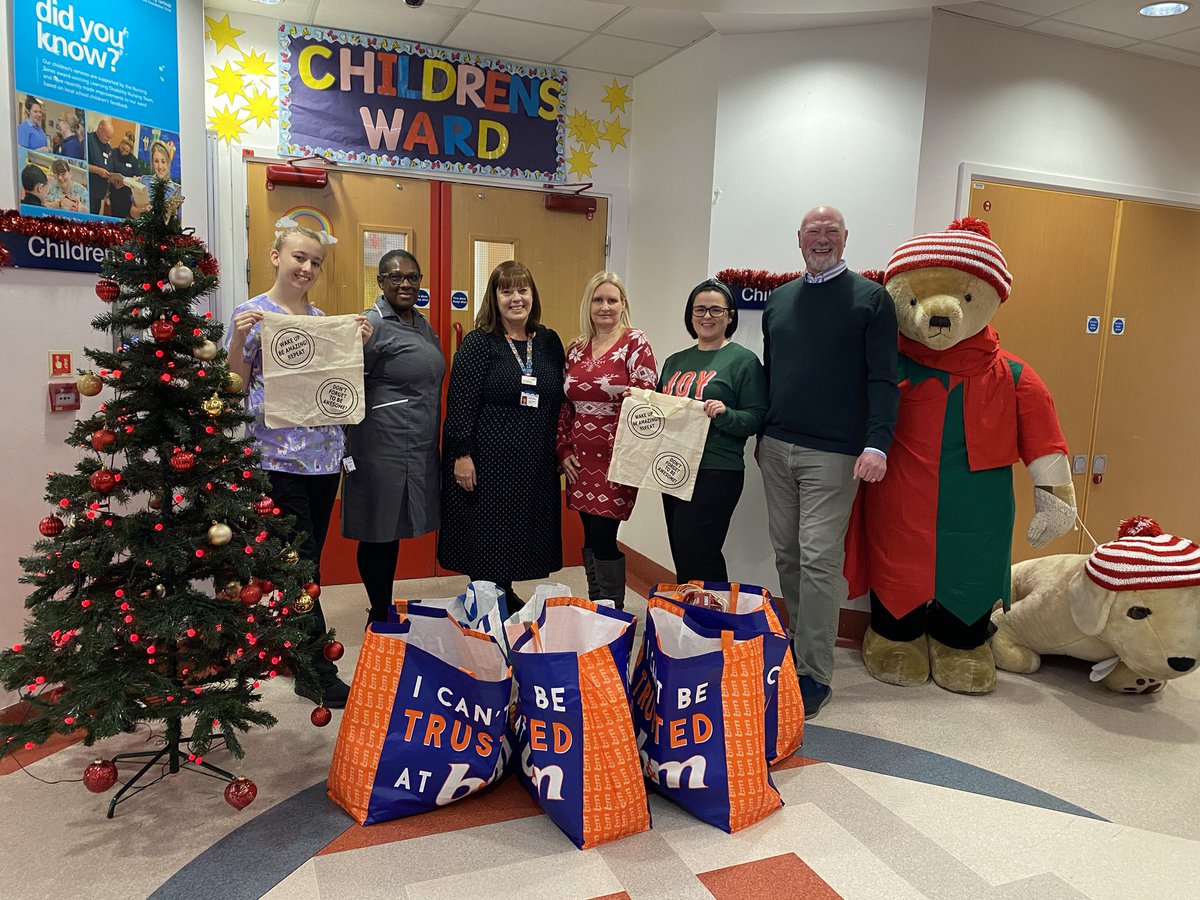 Children's Services - DGNHSFT (@teampaeds) on Twitter photo Huge thanks to <a href="/WELLTraining2/">WELL Training</a> for their kind donations to support children and young people admitted to hospital in crisis - very much appreciated ❤️🎄<a href="/DudleyGroupNHS/">The Dudley Group</a> <a href="/PlayTeamRHH/">Play Team DGNHS 🧸💙</a> #kidsareourpriority Huge thanks to <a href="/WELLTraining2/">WELL Training</a> for their kind donations to support children and young people admitted to hospital in crisis - very much appreciated ❤️🎄<a href="/DudleyGroupNHS/">The Dudley Group</a> <a href="/PlayTeamRHH/">Play Team DGNHS 🧸💙</a> #kidsareourpriority