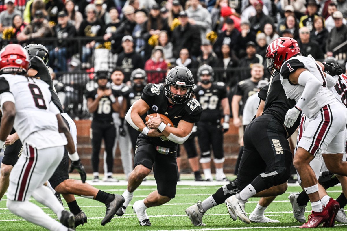 •Harding Bison • vs. Lenoir Rhyne (DII Semi-final) Run game cut-ups: (flexbone) 🧵